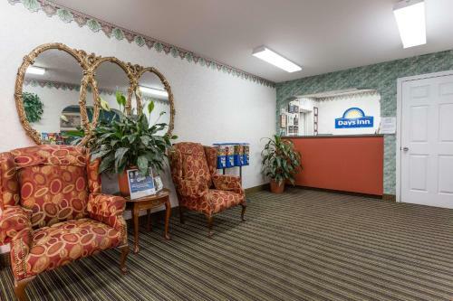 Motel Days Inn Dickson