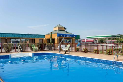 Motel Days Inn Dickson
