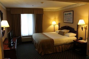 Hotel Wingate By Wyndham - Columbus