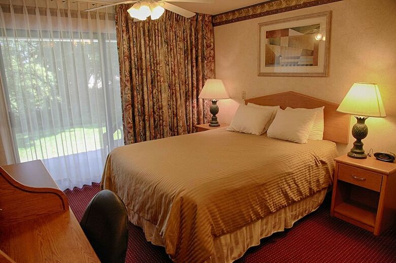 Hotel Friday Harbor Suites