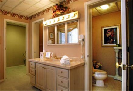 Toad Hall Manor Bed And Breakfast