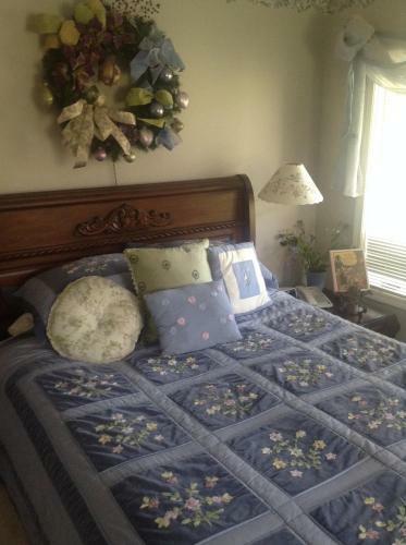 Toad Hall Manor Bed And Breakfast