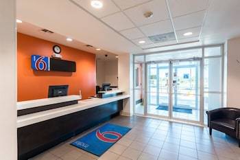 Motel 6 Eagle Pass Lakeside