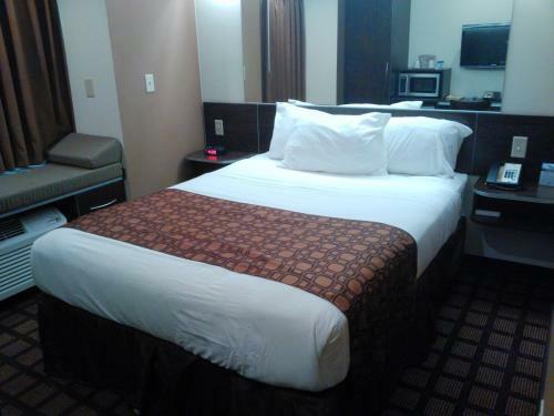 Hotel Microtel Inn And Suites Eagle Pass