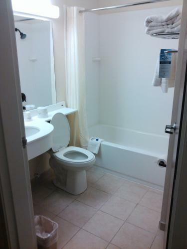 Hotel Microtel Inn And Suites Eagle Pass