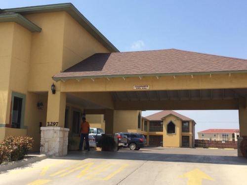 Hotel Country Hill Inn & Suite Eagle Pass