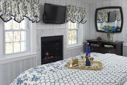 Bed & Breakfast Old Harbor Inn