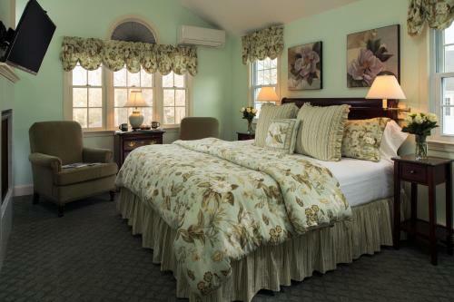 Bed & Breakfast Old Harbor Inn