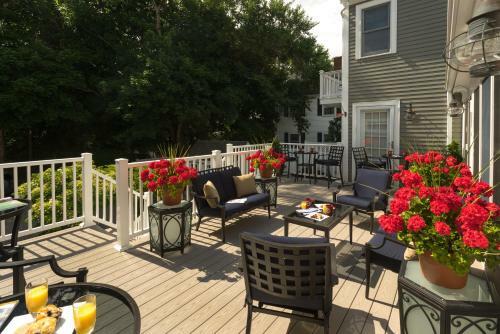 Bed & Breakfast Old Harbor Inn