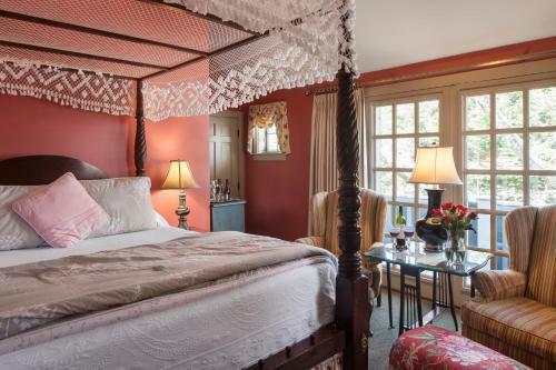 Posada Captain's House Inn