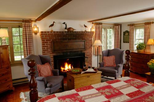 Posada Captain's House Inn