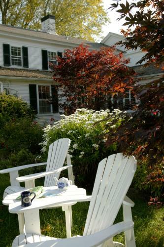Posada Captain's House Inn