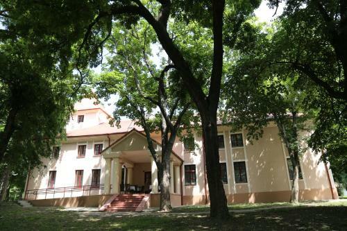 Ka?tel Hotel
