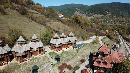 River Drina Small House