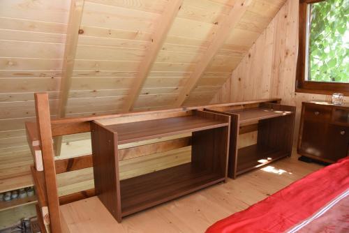 Holiday Home Ku?ica Na Drvetu