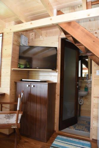Holiday Home Ku?ica Na Drvetu