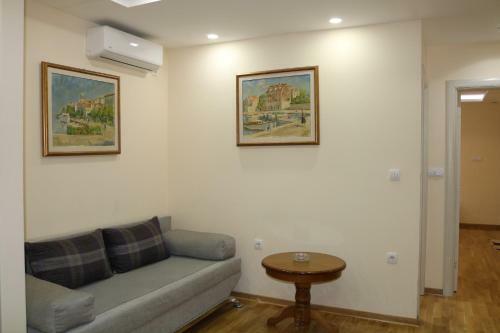 Apartment Dositejeva