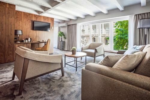 Hostal Nomad Luxury Suites