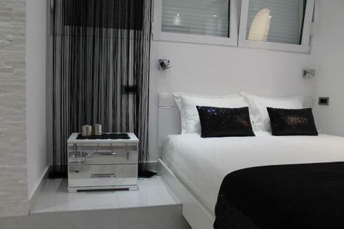Monroe Apartment