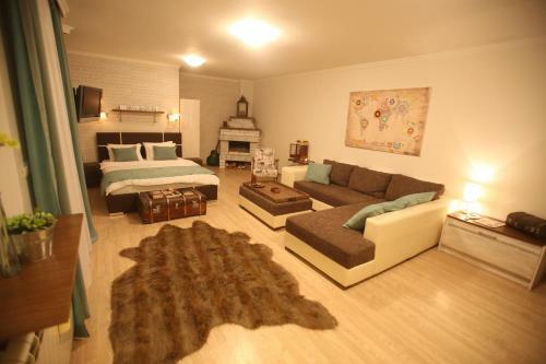 Hostal French Chic House