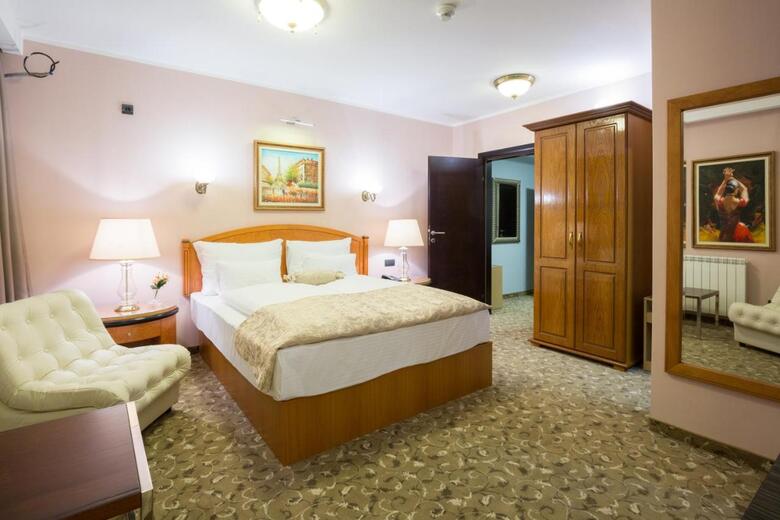 Hotel Sterling Garni