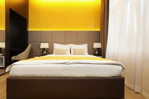 Hostal Maccani Luxury Suites