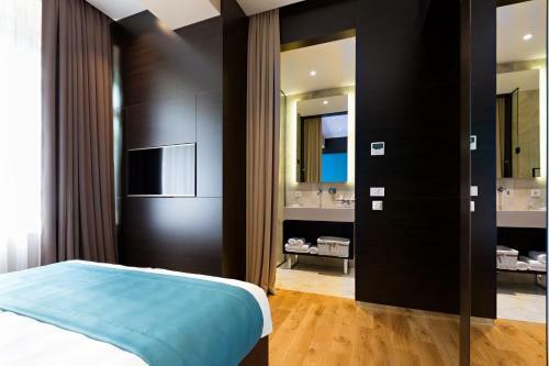Hostal Maccani Luxury Suites