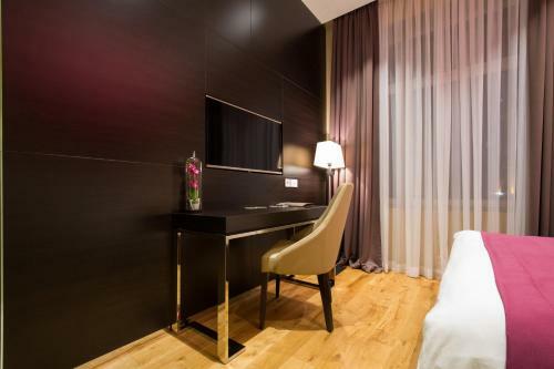 Hostal Maccani Luxury Suites