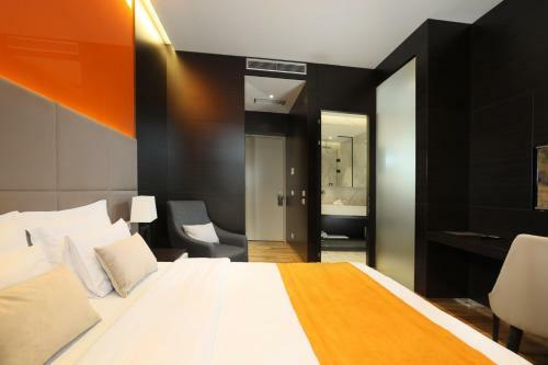 Hostal Maccani Luxury Suites