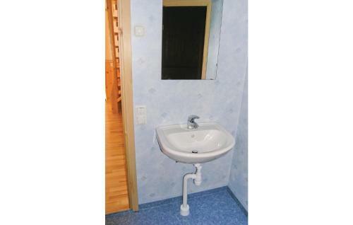 Holiday Home Tanum Norra Backa Fj�llbacka IV