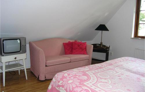 Two-bedroom Holiday Home In Fjalkinge