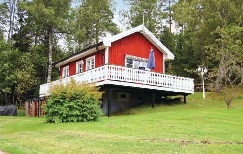 Holiday Home Klockareg�rden �reryd Hestra