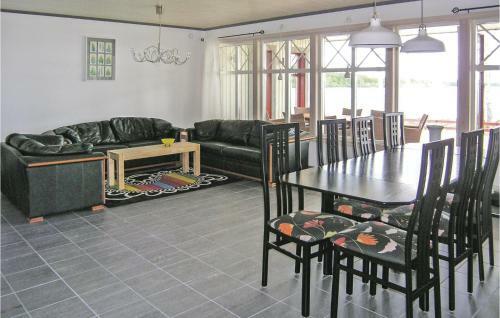 Four-bedroom Holiday Home Vittaryd With Sea View 08