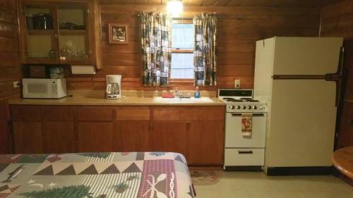 Lodge Hidden Rest Cabins