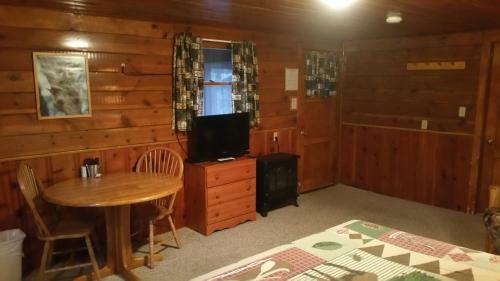Lodge Hidden Rest Cabins