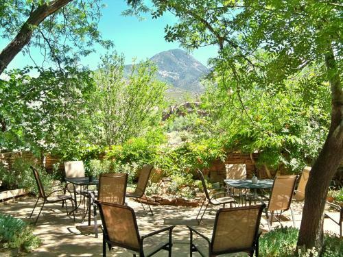 Kelly Place Bed & Breakfast