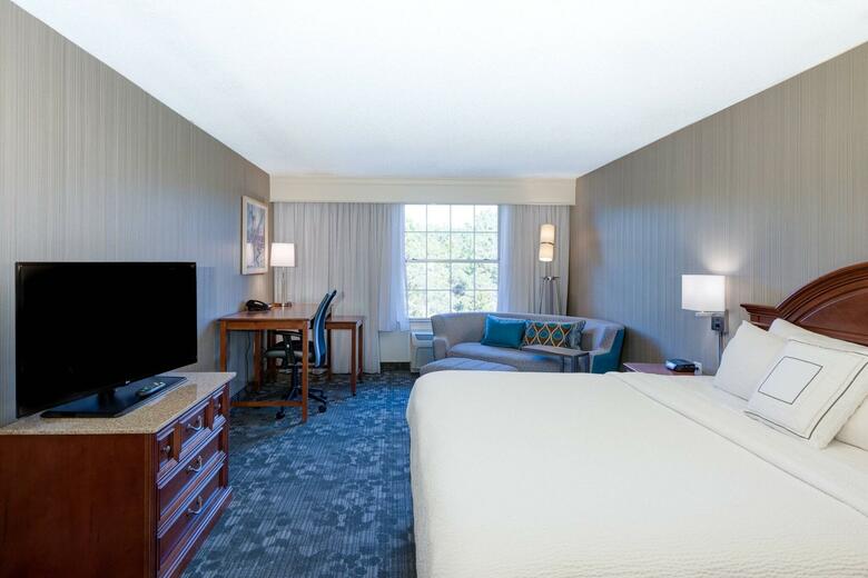 Hotel Courtyard Chapel Hill