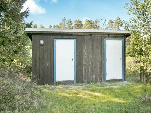 Two-bedroom Holiday Home In Hj�lteby 1