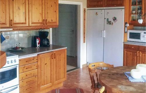 Seven-bedroom Holiday Home In Holsbybrunn