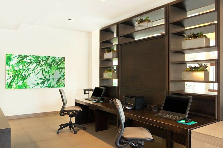 Hotel Element Arundel Mills