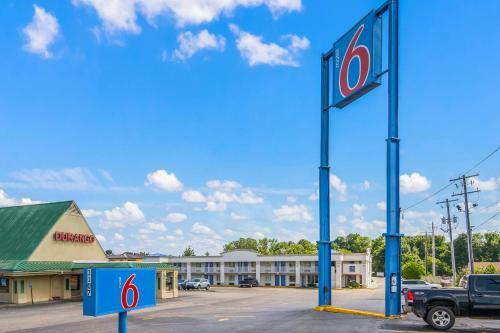 Motel 6 - Opelika