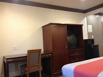 Motel 6 Gardena