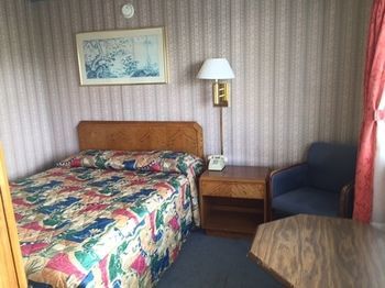 Rainbow Motel