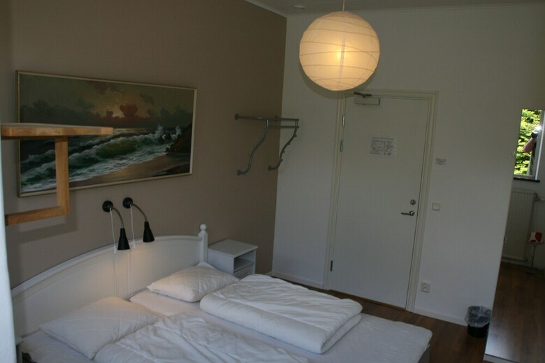 Hallands�sen Hostel & B&B