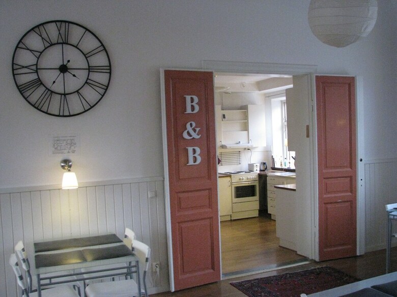 Hallands�sen Hostel & B&B