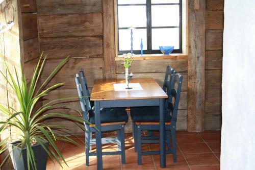 B&B Hann�sa G�rd