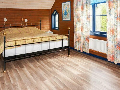 Holiday Home �rsj�