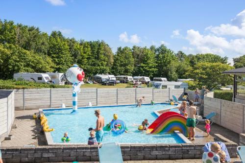 First Camp M�lle-h�gan�s