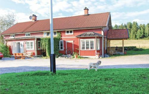 Two-bedroom Apartment In Malmkoping