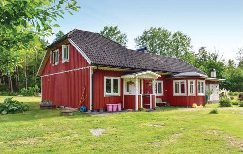 Three-bedroom Holiday Home In Fagelmara